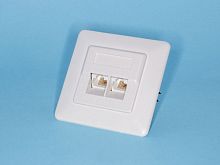 Розетка компьютерная для внутренней  проводки, 2 порта RJ-45, кат. 6, тип KRONE, белая TJI2-6K-W