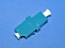 Соединительная розетка LC, одномодовая (Simplex) FOA-LC-SM